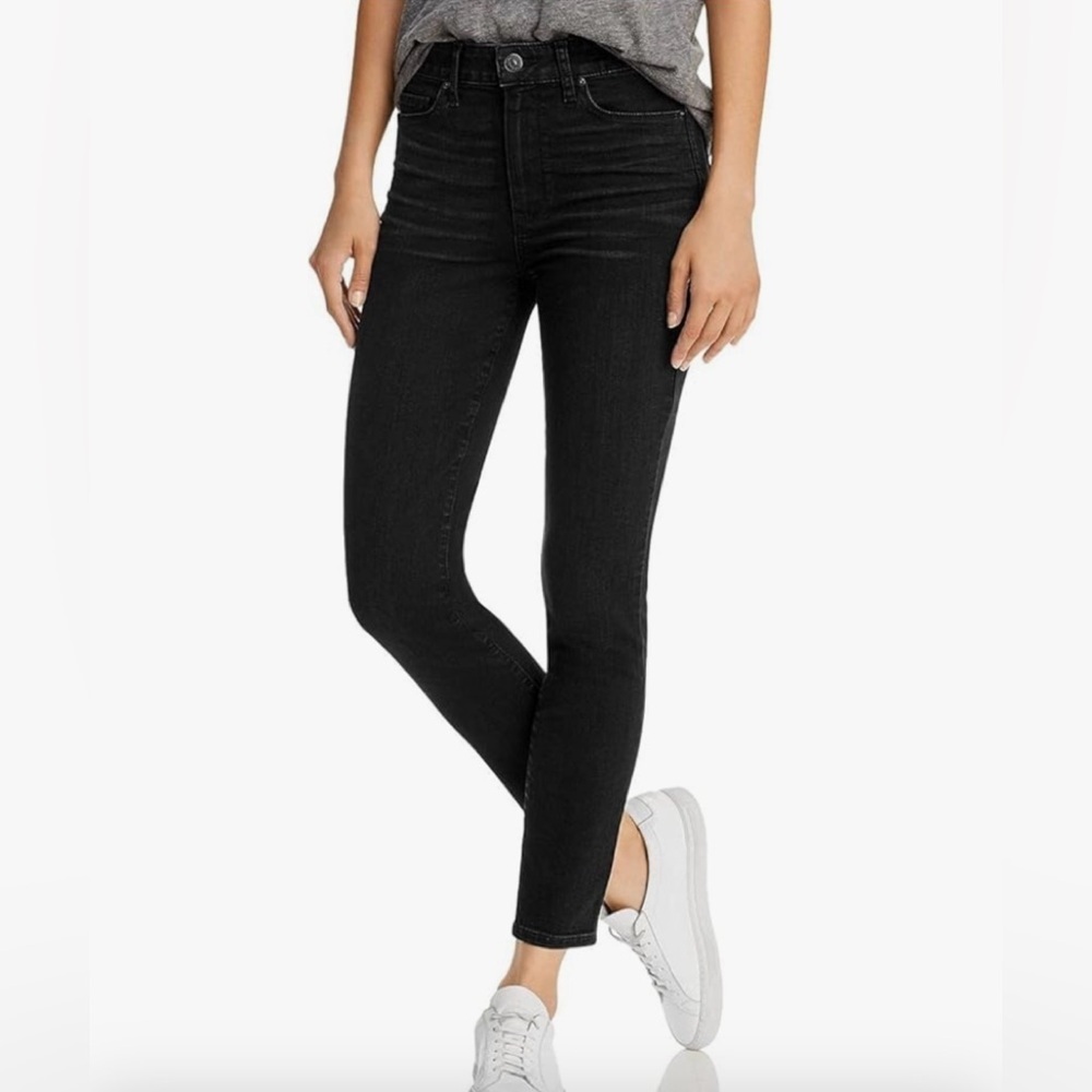 PAIGE/ Hoxton Ultra Skinny in Legenary Fit Ankle Jean/ BLACK / size 32/
